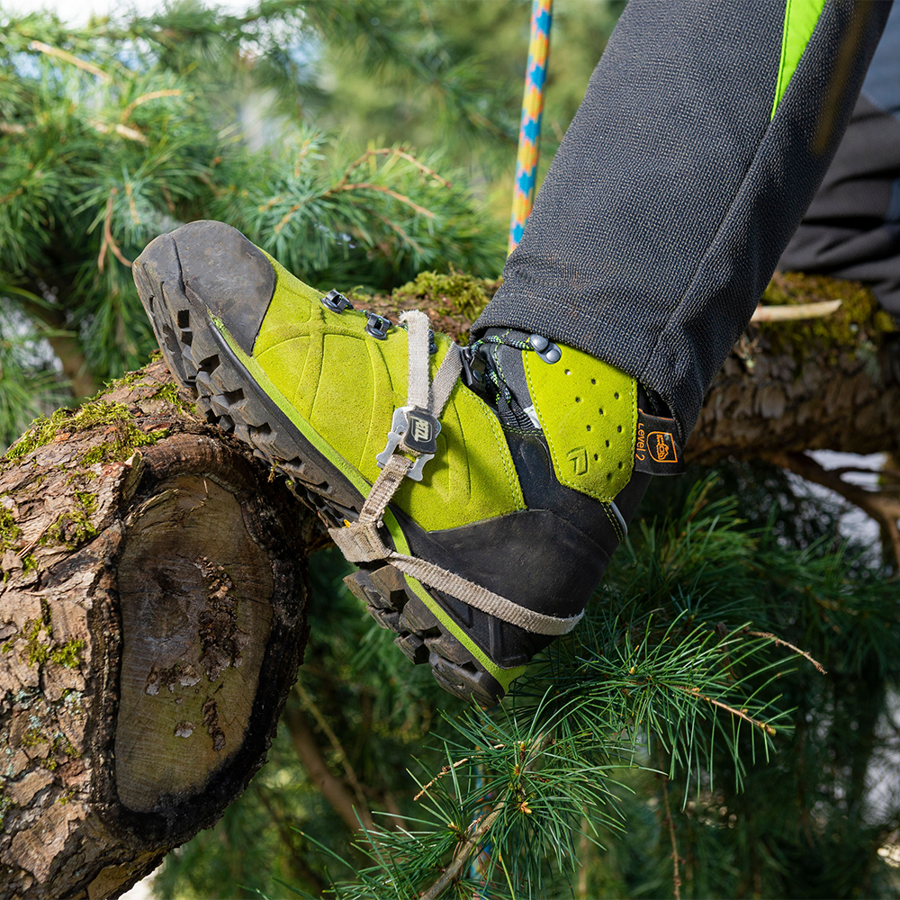 Arborist Boots - Desktop.png?